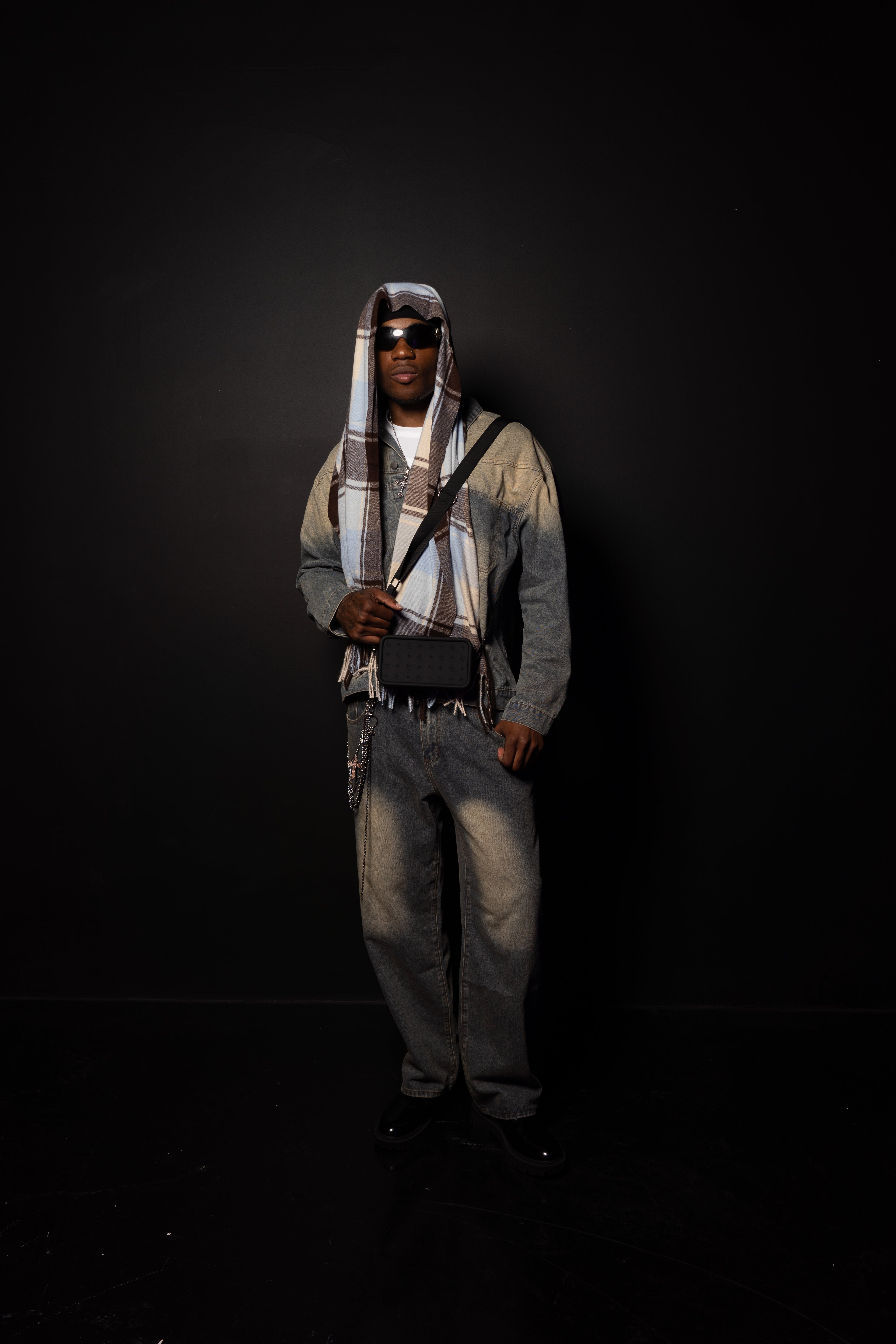 Auguri Men Crossbody Bag Black