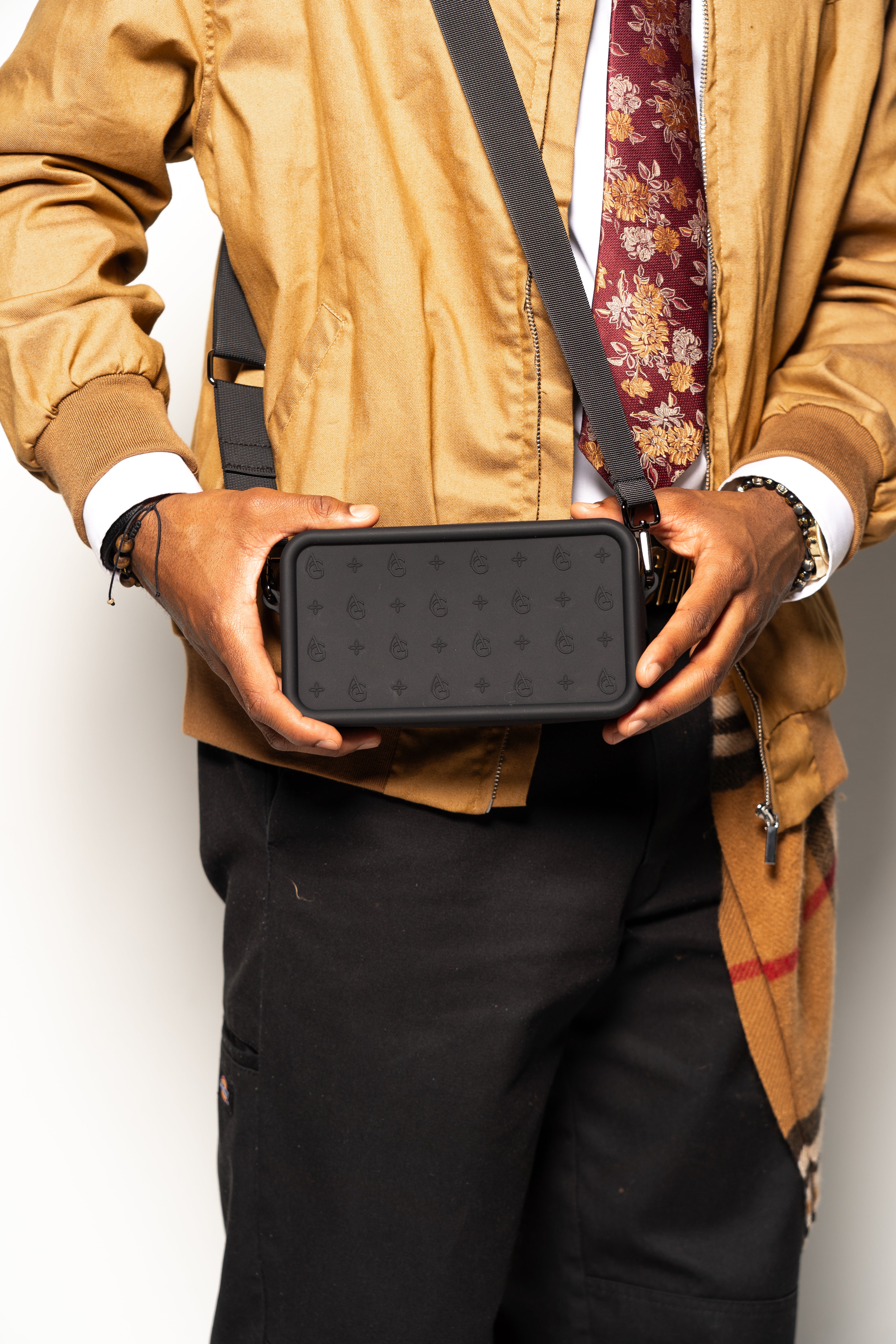 Auguri Men Bag Black